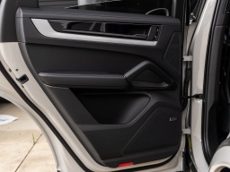 Porsche Cayenne S Coupe AWD 2026