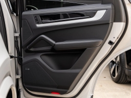 Porsche Cayenne S Coupe AWD 2026