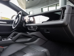 Porsche Cayenne S Coupe AWD 2026