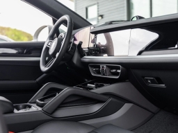 Porsche Cayenne S Coupe AWD 2026