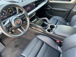 Porsche Cayenne S Coupe AWD 2026