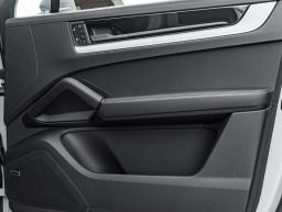 Porsche Cayenne S Coupe AWD 2026