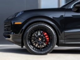 Porsche Cayenne S Coupe AWD 2026