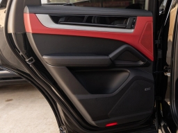 Porsche Cayenne S Coupe AWD 2026