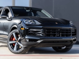 Porsche Cayenne S Coupe AWD 2026