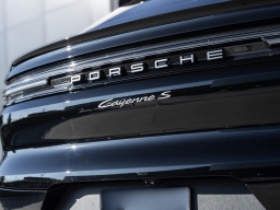 Porsche Cayenne S Coupe AWD 2026