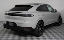Porsche Cayenne S Coupe AWD 2026