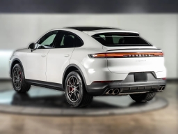 Porsche Cayenne S Coupe AWD 2026