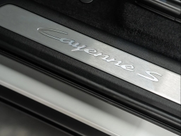 Porsche Cayenne S Coupe AWD 2026