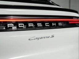 Porsche Cayenne S Coupe AWD 2026