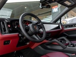 Porsche Cayenne S Coupe AWD 2026