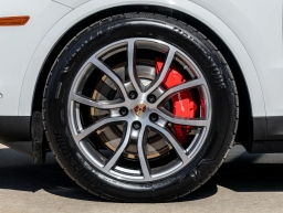 Porsche Cayenne S Coupe AWD 2026