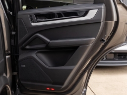 Porsche Cayenne S Coupe AWD 2026