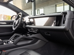 Porsche Cayenne S Coupe AWD 2026