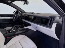 Porsche Cayenne S Coupe AWD 2026