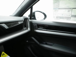 Porsche Cayenne S Coupe AWD 2026