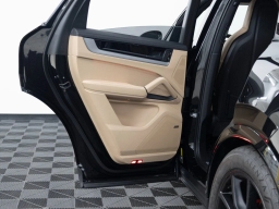 Porsche Cayenne S Coupe AWD 2026