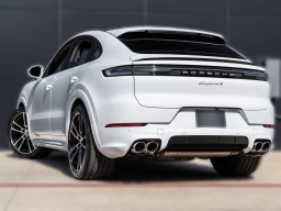 Porsche Cayenne S Coupe AWD 2026