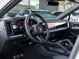 Porsche Cayenne S Coupe AWD 2026