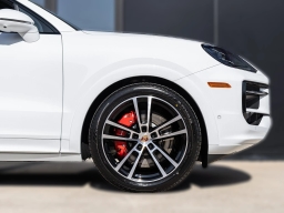Porsche Cayenne S Coupe AWD 2026
