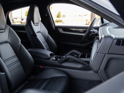 Porsche Cayenne S Coupe AWD 2026