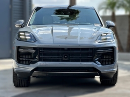 Porsche Cayenne Turbo E-Hybrid Coupe AWD 2026