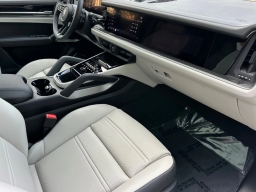 Porsche Cayenne Turbo E-Hybrid Coupe AWD 2026