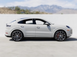 Porsche Cayenne Turbo E-Hybrid Coupe AWD 2025