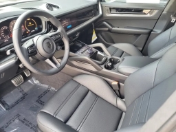 Porsche Cayenne Turbo E-Hybrid Coupe AWD 2025