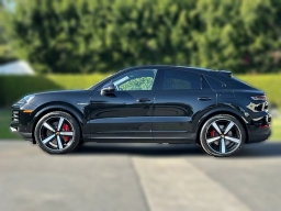 Porsche Cayenne S E-Hybrid Coupe AWD 2026