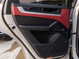 Porsche Cayenne S E-Hybrid Coupe AWD 2026