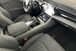 Audi RS Q8 performance quattro 2026