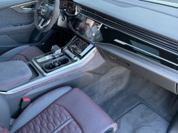 Audi RS Q8 performance quattro 2026