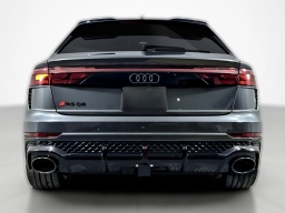 Audi RS Q8 performance quattro 2026