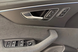 Audi RS Q8 performance quattro 2026