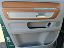 Volkswagen ID. Buzz 1st Edition 4MOTION w/Two-Tone 2025