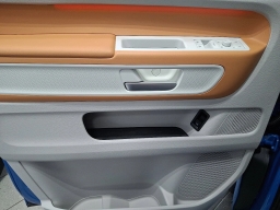 Volkswagen ID. Buzz 1st Edition 4MOTION w/Two-Tone 2025