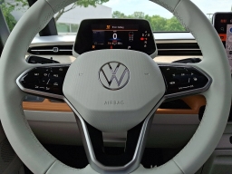 Volkswagen ID. Buzz 1st Edition 4MOTION w/Two-Tone 2025