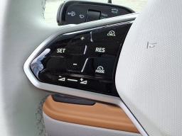 Volkswagen ID. Buzz 1st Edition 4MOTION w/Two-Tone 2025