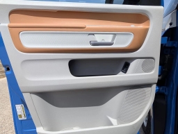 Volkswagen ID. Buzz 1st Edition 4MOTION w/Two-Tone 2025