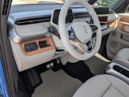 Volkswagen ID. Buzz 1st Edition 4MOTION w/Two-Tone 2025