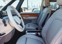 Volkswagen ID. Buzz 1st Edition 4MOTION w/Two-Tone 2025