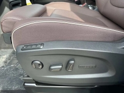 Volkswagen ID. Buzz Pro S RWD w/Two-Tone 2025