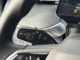 Volkswagen ID. Buzz Pro S RWD w/Two-Tone 2025