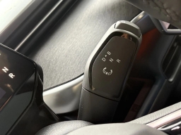 Volkswagen ID. Buzz Pro S Plus 4MOTION 2025