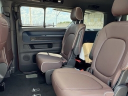 Volkswagen ID. Buzz Pro S Plus 4MOTION 2025