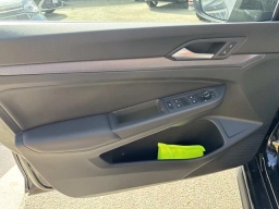 Volkswagen Golf GTI SE 2.0T DSG 2025