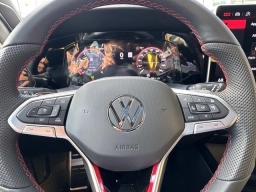 Volkswagen Golf GTI SE 2.0T DSG 2025