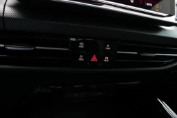 Volkswagen Golf GTI SE 2.0T DSG 2026