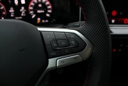 Volkswagen Golf GTI SE 2.0T DSG 2026